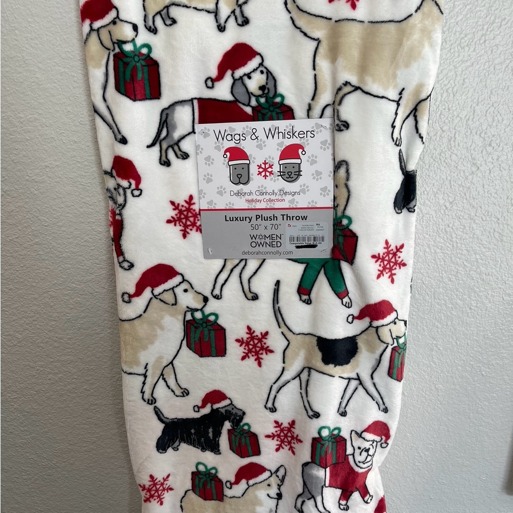 Wags & Whiskers Christmas Dog Throw
